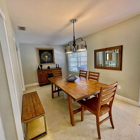 Rowena House 2Bd Den 2Bth Heated Pool Near Siesta Key Villa Sarasota Exterior photo