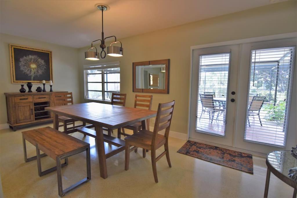 Rowena House 2Bd Den 2Bth Heated Pool Near Siesta Key Villa Sarasota Exterior photo