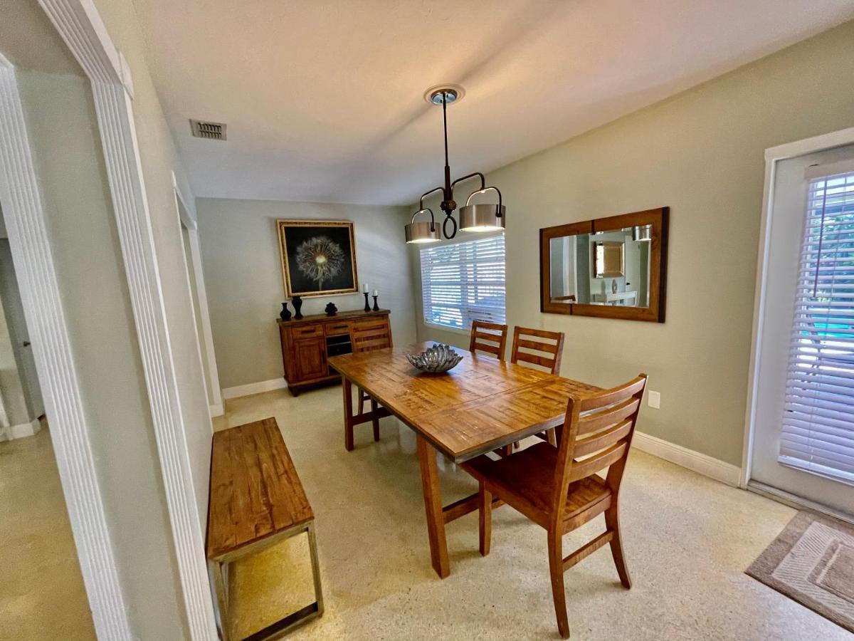 Rowena House 2Bd Den 2Bth Heated Pool Near Siesta Key Villa Sarasota Exterior photo